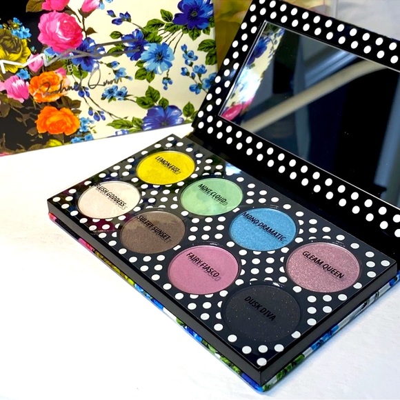 MAC Richard Quinn Eyeshadow Palette x8New in Box Limited Edition 🌸